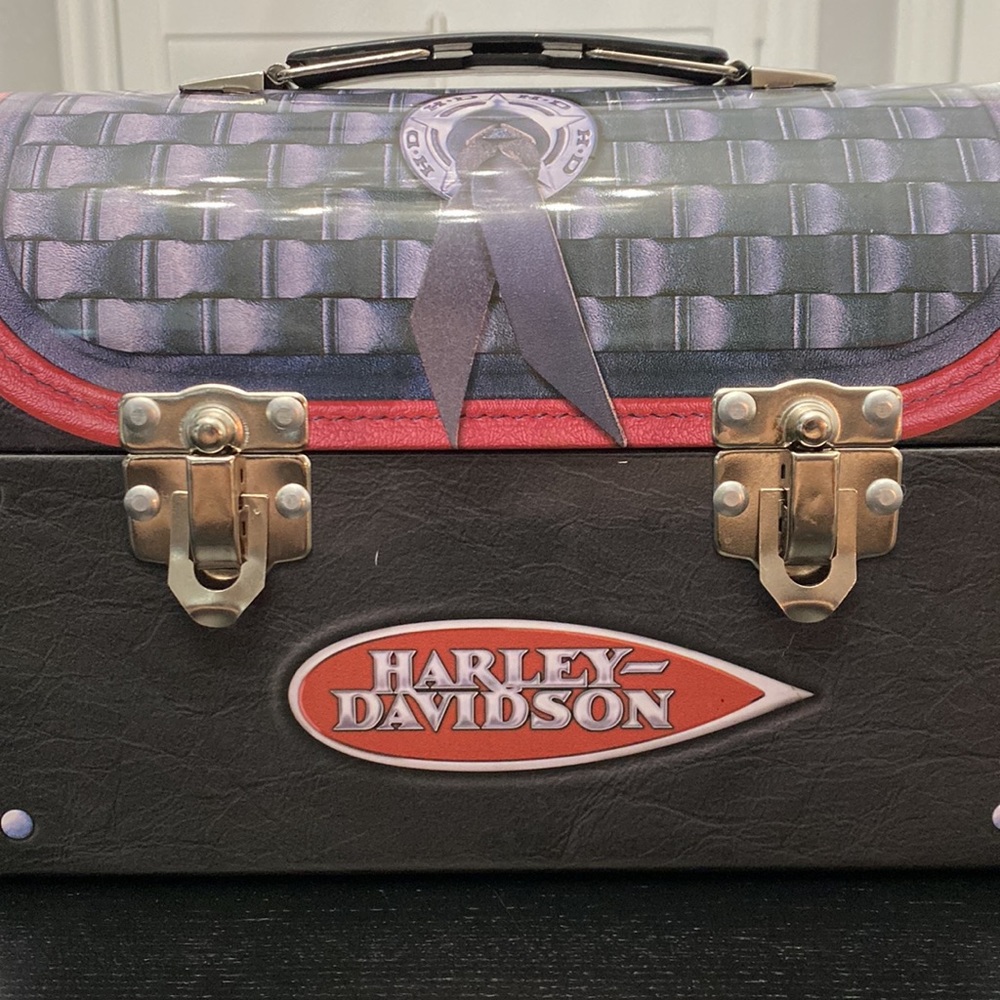 Harley-Davidson Vintage Tin Lunch Box - Picture 7 of 16